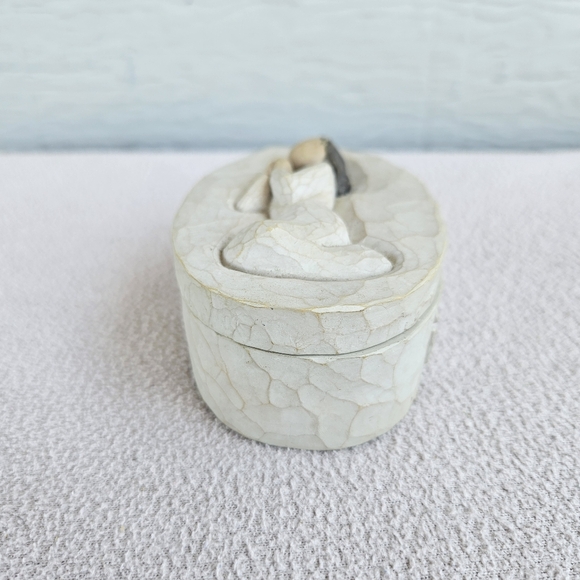 Willow Tree Angel Of Prayer Gift Trinket Box 2003 Susan Lordi Demdaco 4" - Picture 3 of 9